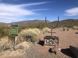 SX_entry_sign_and_sculpture