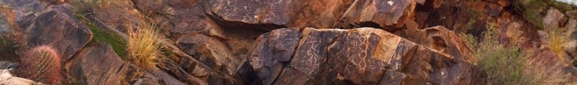 MM-PetroglyphHiker