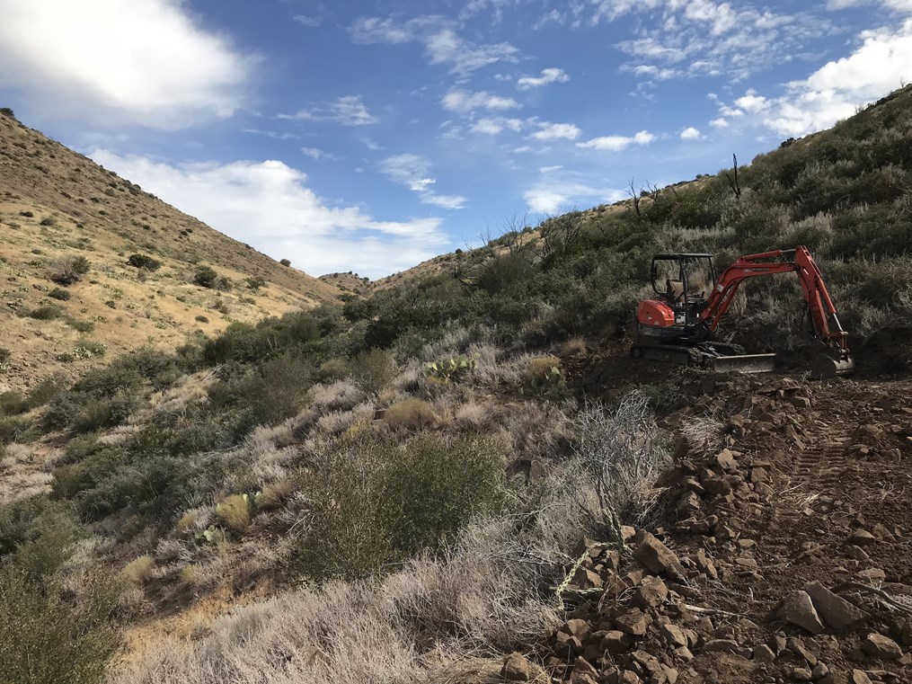 7_-_Maricopa_Trail_Construction